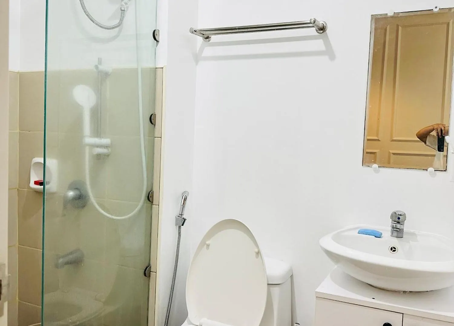 Loft-Style Condo @ Avida Towers With Wifi Davao Apartment
